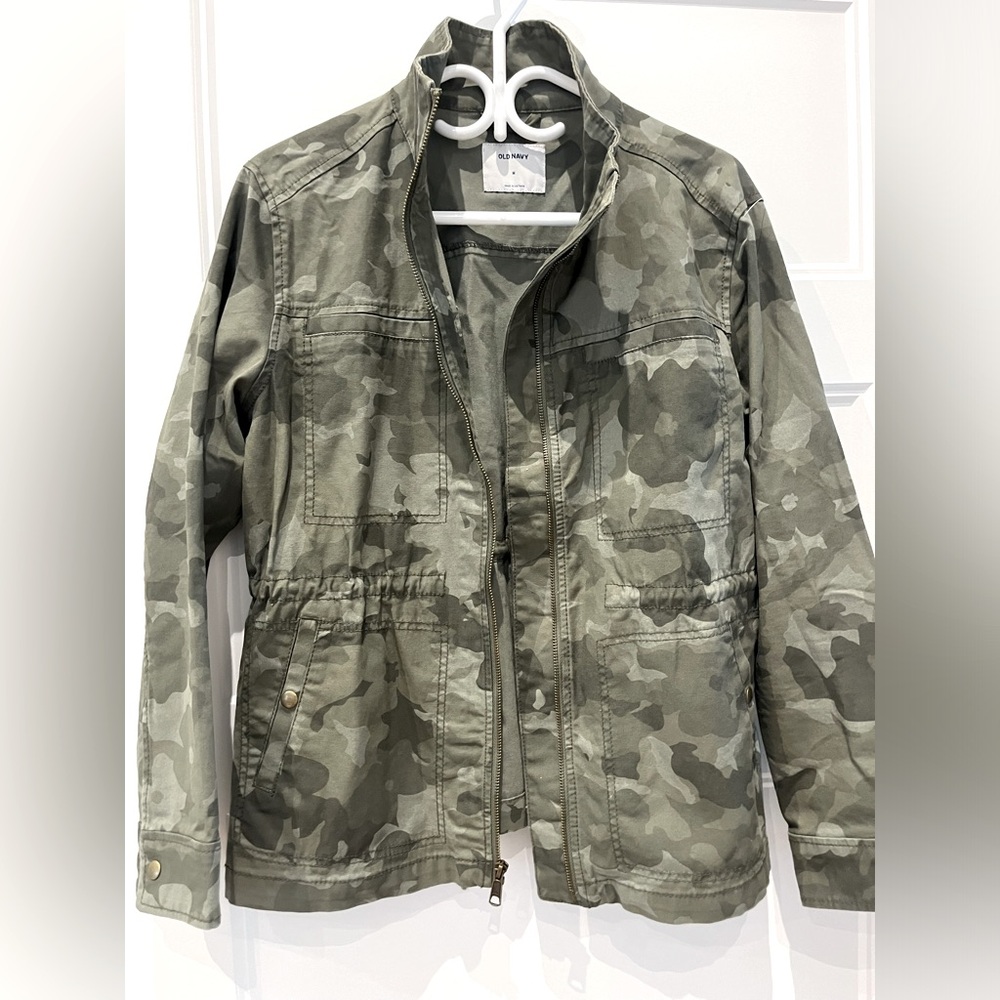 OLD NAVY camo print jacket, New without tags